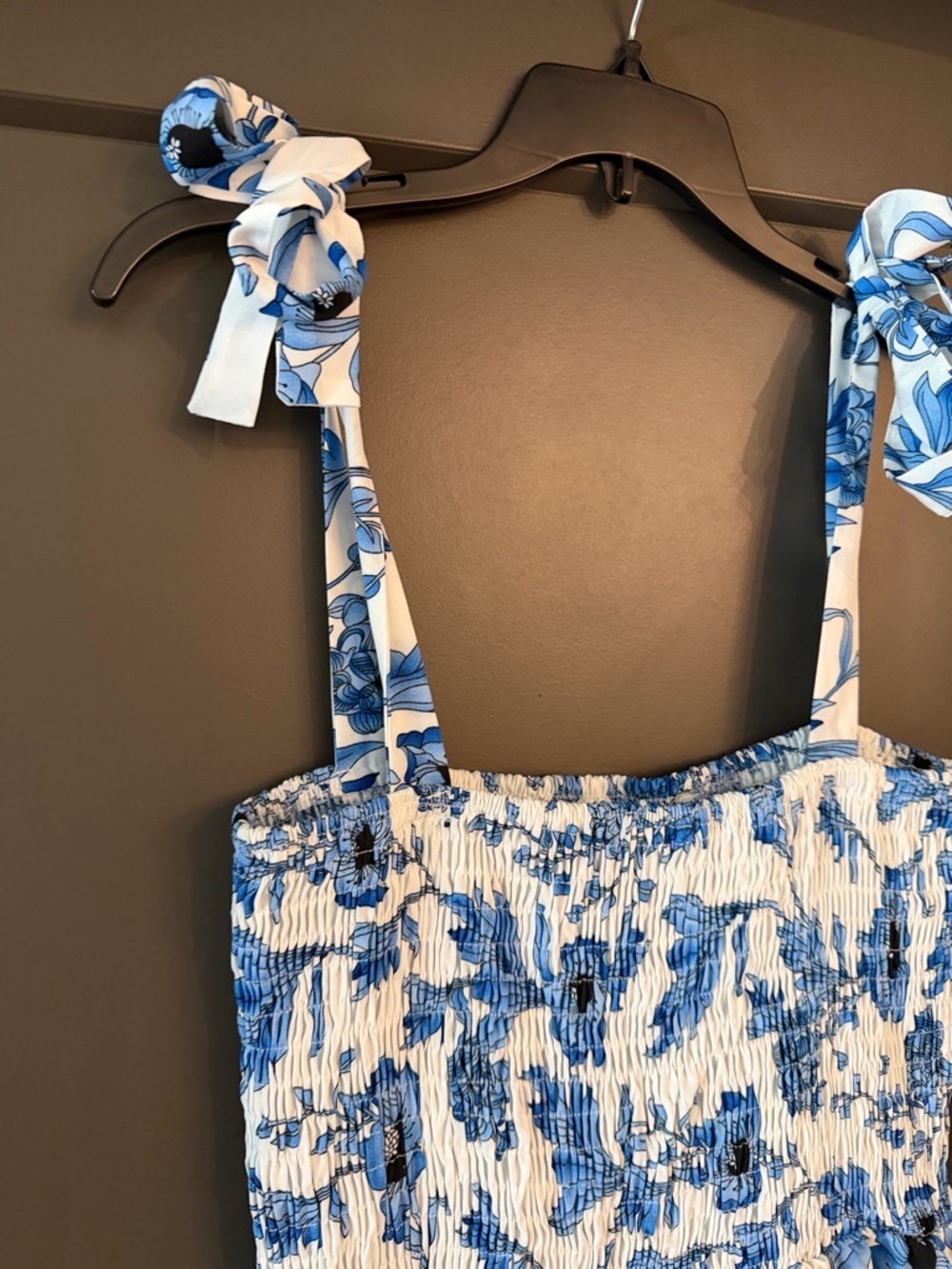 NWOT Stunning Blue Floral Tie-Shoulder Midi Dress size Large - Picture 5 of 8